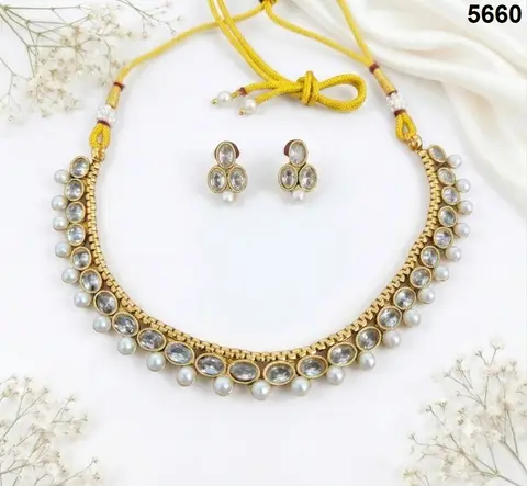 Golden Empress imitation jewellery — design 2