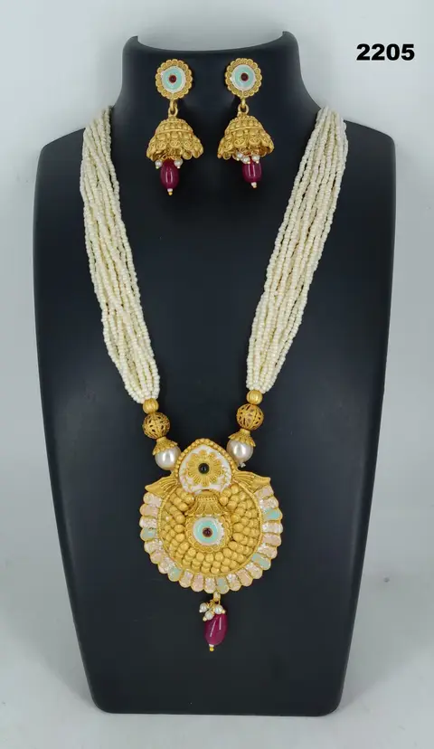 Kalamkari imitation jewellery — design 1