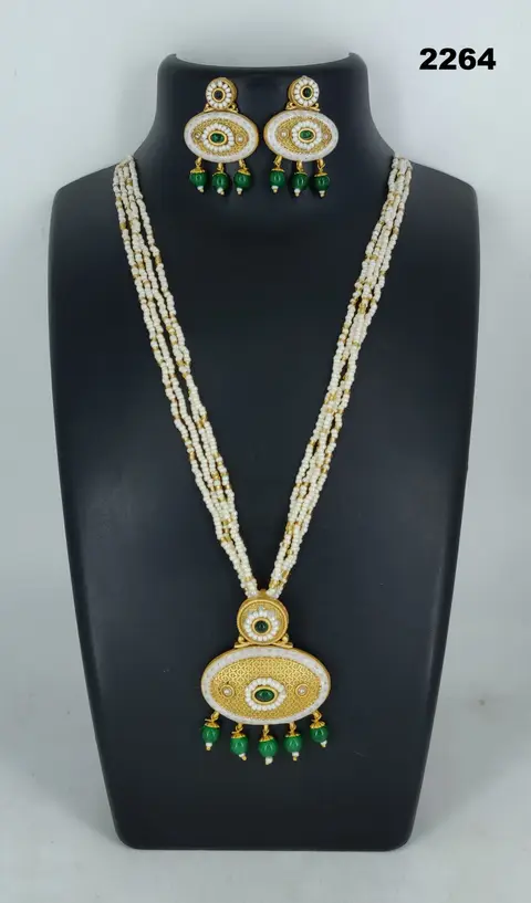 Kalamkari imitation jewellery — design 8